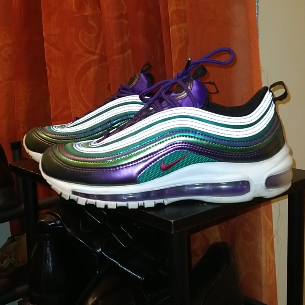 Nike Sneakers 5.5 Youth